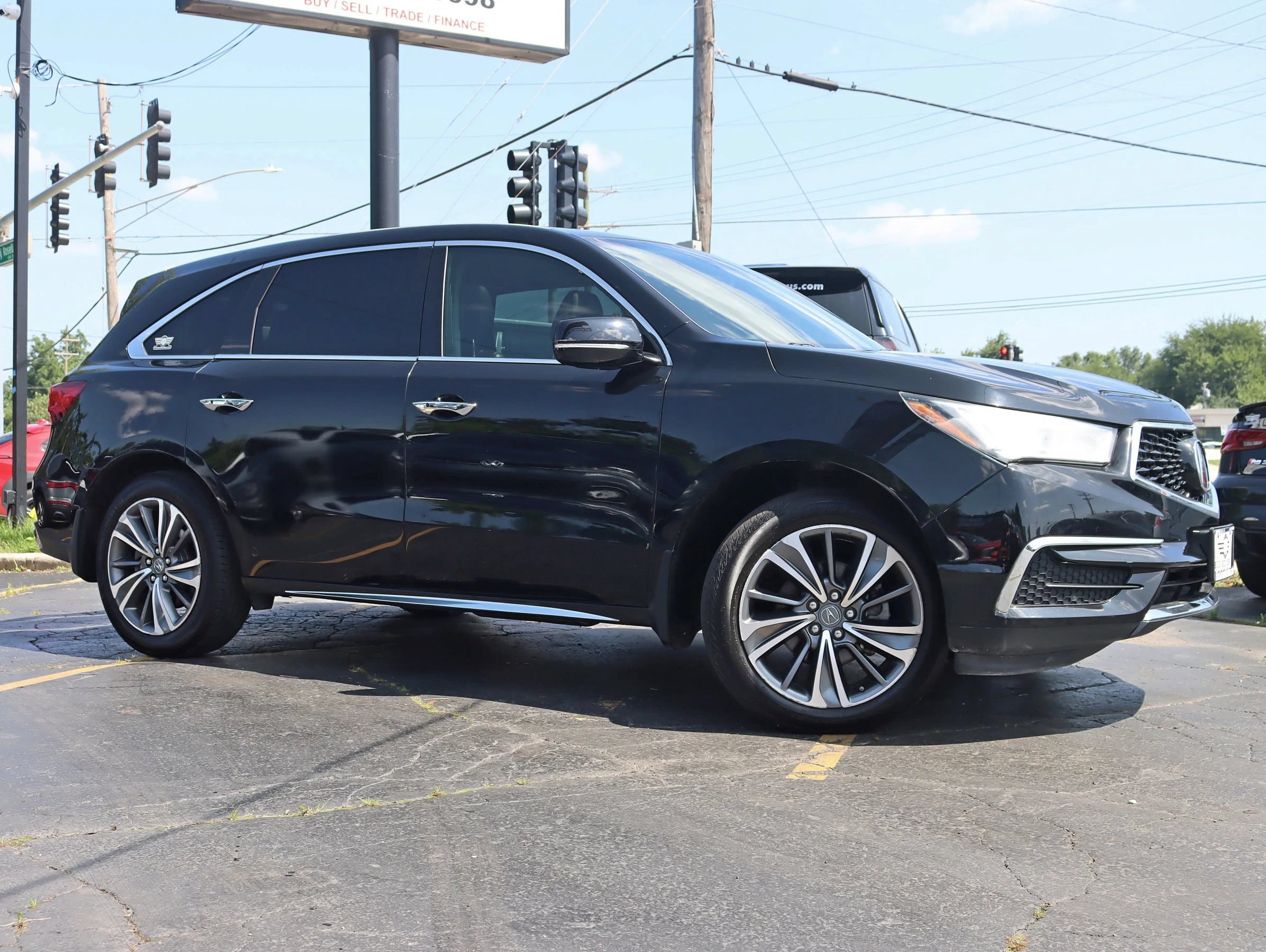 Used 2017 Acura MDX w/ Technology Package AWD/4WD image 2