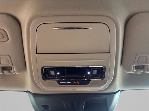 Used 2020 Lincoln Corsair AWD w/ Equipment Group 101A image 23