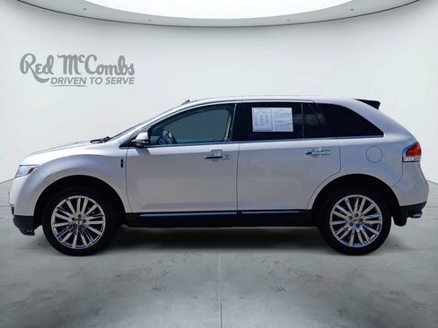 Used 2015 Lincoln MKX FWD w/ Equipment Group 102A image 2