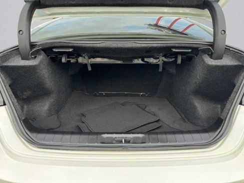 Used 2019 Nissan Maxima 3.5 SV w/ Illumination Package image 49