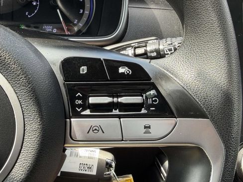 Certified 2023 Hyundai Tucson SE AWD/4WD image 21