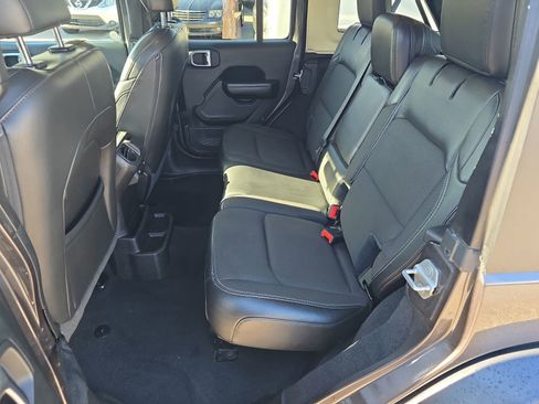 Used 2020 Jeep Wrangler Unlimited Sport AWD/4WD image 16