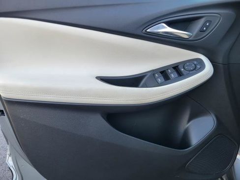 Used 2023 Buick Encore GX Preferred w/ Cold Weather Comfort Package FWD image 10