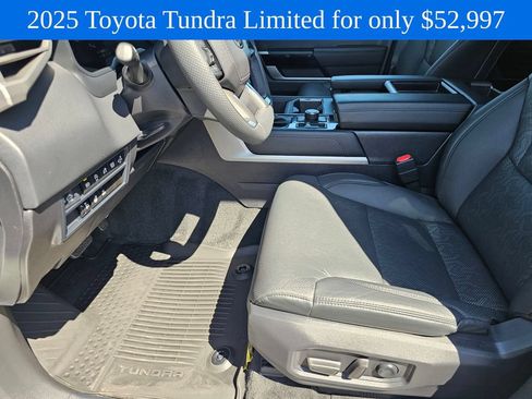 Used 2025 Toyota Tundra Limited AWD/4WD image 22