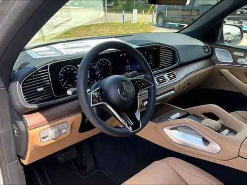 New 2026 Mercedes-Benz GLE 580 4MATIC image 5