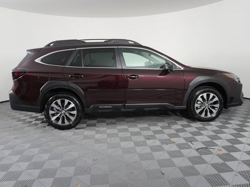 Certified 2025 Subaru Outback Limited XT image 9