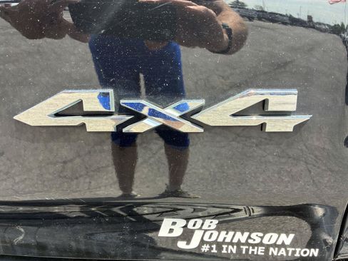 Used 2023 RAM 1500 Laramie AWD/4WD image 36