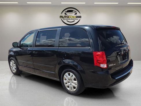 Used 2017 Dodge Grand Caravan SE w/ Power Window Group image 5