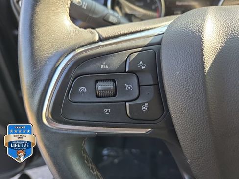 Certified 2022 Buick Encore GX Essence w/ Advanced Technology Package FWD image 23