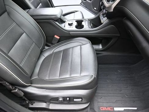 Used 2021 GMC Acadia Denali AWD/4WD image 27