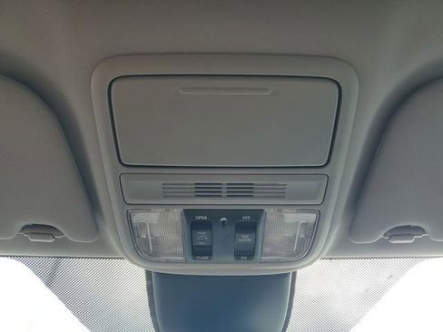 Used 2023 Honda Odyssey EX-L image 25