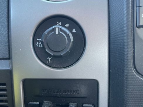 Used 2013 Ford F150 XLT w/ Luxury Equipment Group image 23