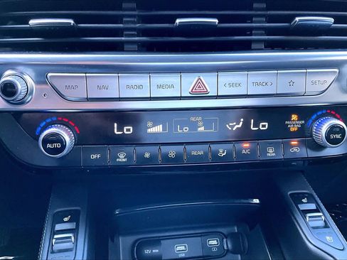 Used 2022 Kia Telluride EX w/ EX Premium Package FWD image 33