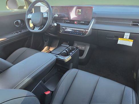New 2026 Hyundai Ioniq 5 SEL image 26