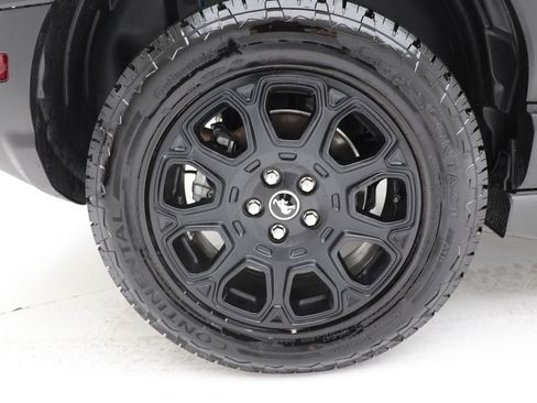 Used 2025 Ford Bronco Sport Badlands AWD/4WD image 10