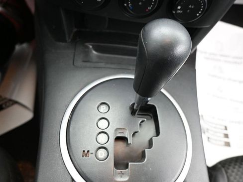 Used 2006 MAZDA MX-5 Miata Touring image 18