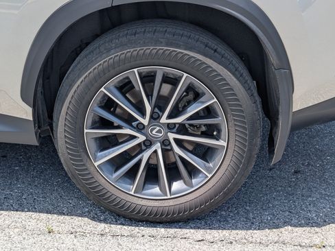 Used 2024 Lexus NX 250 FWD image 10