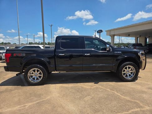 Used 2019 Ford F150 Platinum w/ Equipment Group 701A Luxury AWD/4WD image 4