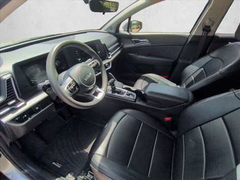 Used 2023 Kia Sportage LX FWD image 10