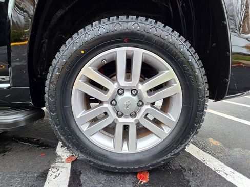 Used 2011 Toyota 4Runner Limited image 57