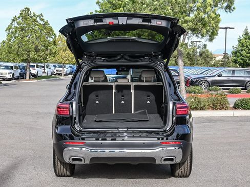 New 2026 Mercedes-Benz GLB 250 image 8