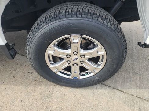 Used 2023 Ford F150 XLT w/ XTR Package image 5