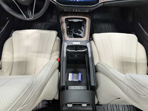 Certified 2026 Mercedes-Benz E 350 4MATIC Sedan image 20