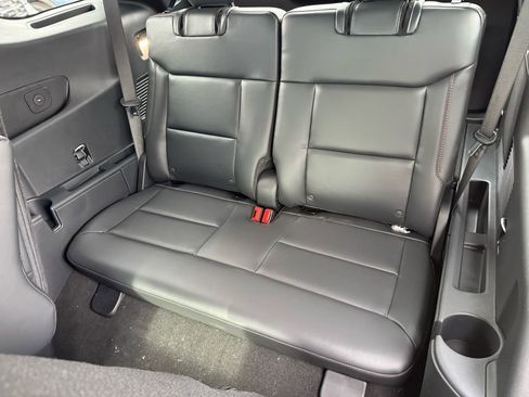 New 2026 Ford Explorer ST-Line w/ ST-Line Street Pack image 15