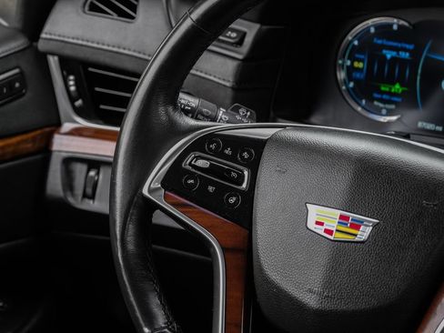 Used 2019 Cadillac Escalade ESV Premium Luxury RWD image 14