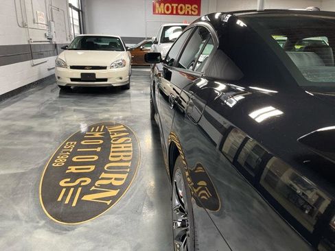 Used 2014 Dodge Charger SRT8 w/ Harman/Kardon Audio Group image 15