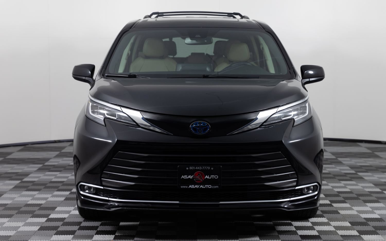 Used 2021 Toyota Sienna XLE FWD image 11