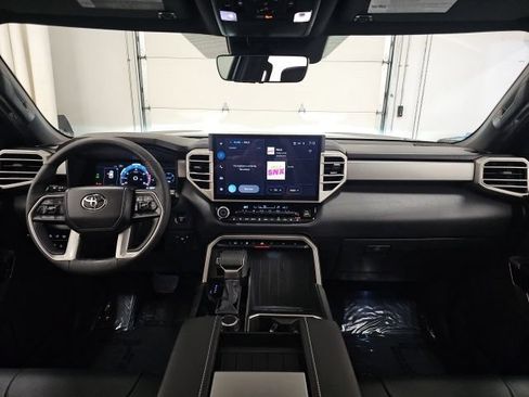 Used 2026 Toyota Sequoia Limited AWD/4WD image 35