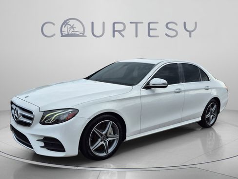 Used 2019 Mercedes-Benz E 300 image 1