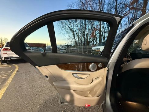 Used 2017 Mercedes-Benz C 300 Sedan image 13