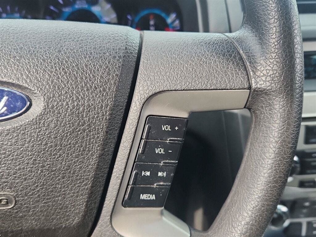 Used 2012 Ford Fusion SE FWD image 15