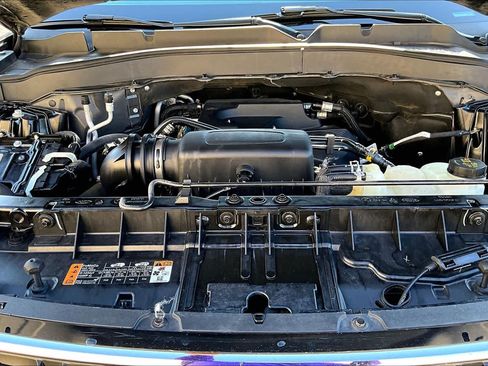 Used 2020 Ford Explorer XLT w/ Equipment Group 202A RWD image 34