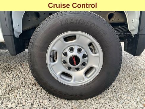 Used 2024 GMC Sierra 2500 Pro image 9