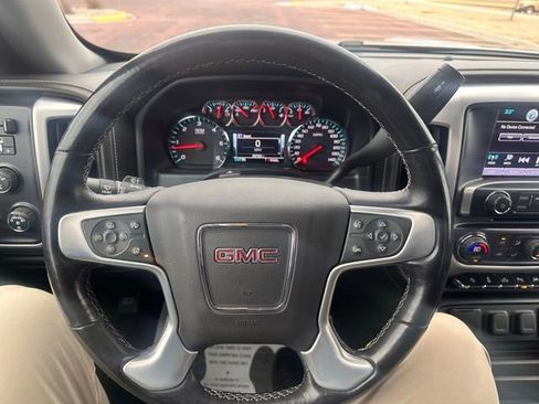 Used 2018 GMC Sierra 1500 SLT image 17