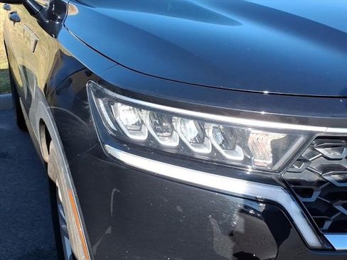 Used 2021 Kia Sorento LX image 3