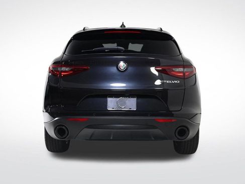 Used 2022 Alfa Romeo Stelvio Sprint image 4