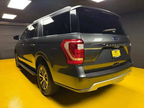 Used 2018 Ford Expedition Max XLT w/ Equipment Group 201A AWD/4WD image 4