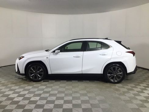 Used 2023 Lexus UX 250h F Sport image 4