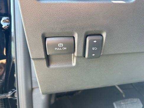 New 2026 Ford F350 Platinum w/ FX4 Off-Road Package image 18