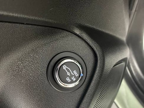 Used 2024 Chevrolet TrailBlazer ACTIV w/ Convenience Package FWD image 18