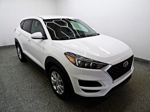 Used 2019 Hyundai Tucson SE image 3