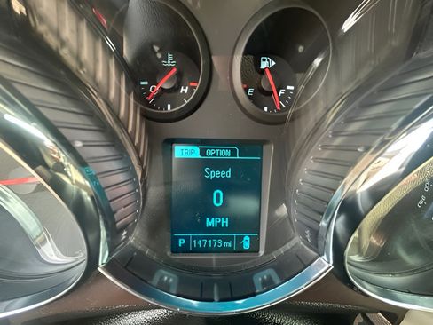 Used 2014 Chevrolet Cruze LT w/ RS Package FWD image 20