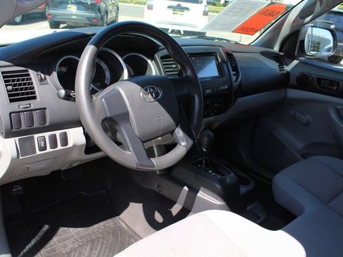 Used 2014 Toyota Tacoma 2WD Regular Cab image 26
