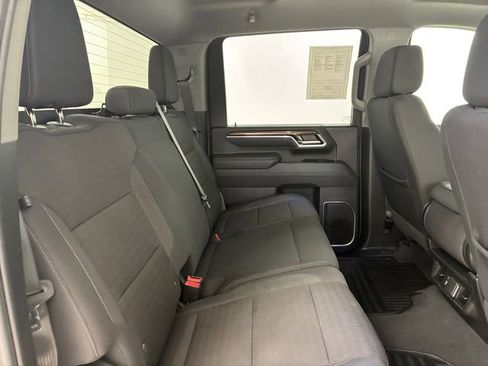 Certified 2025 Chevrolet Silverado 2500 LT w/ Convenience Package AWD/4WD image 15