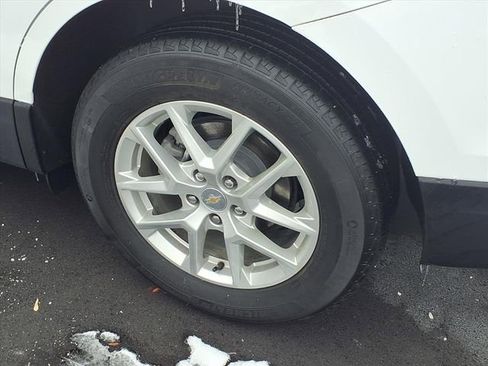 Used 2024 Chevrolet Equinox LT w/ LPO, Floor Liner Package image 26