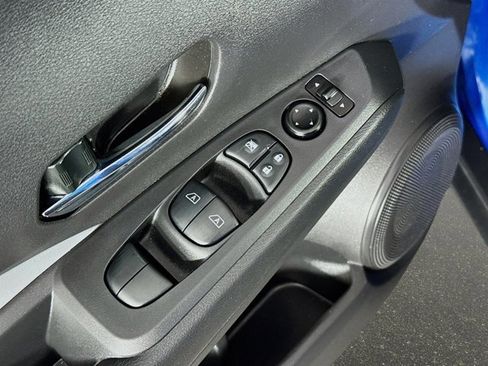 Certified 2023 Nissan Kicks SR w/ SR Premium Package image 19